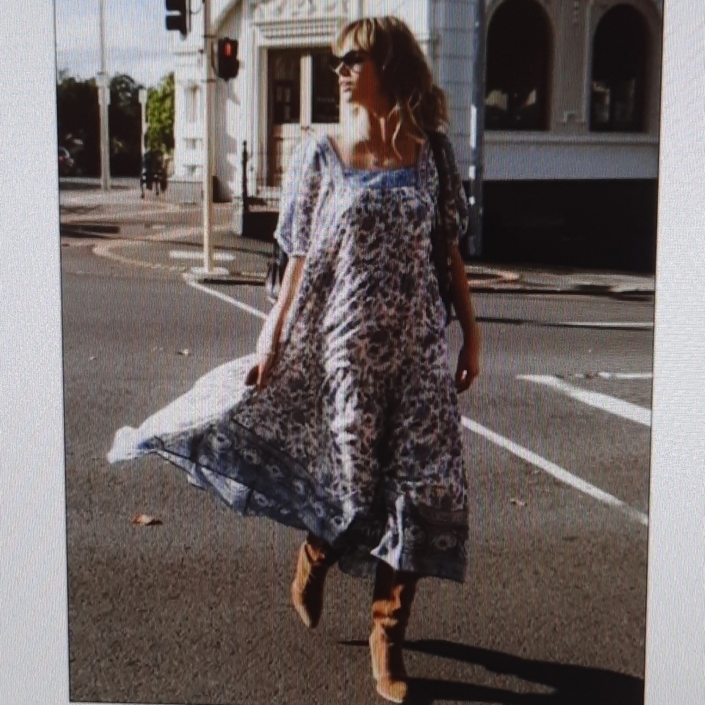 Spell and the Gypsy extra small Folk Song Square Neck Gown in Sky